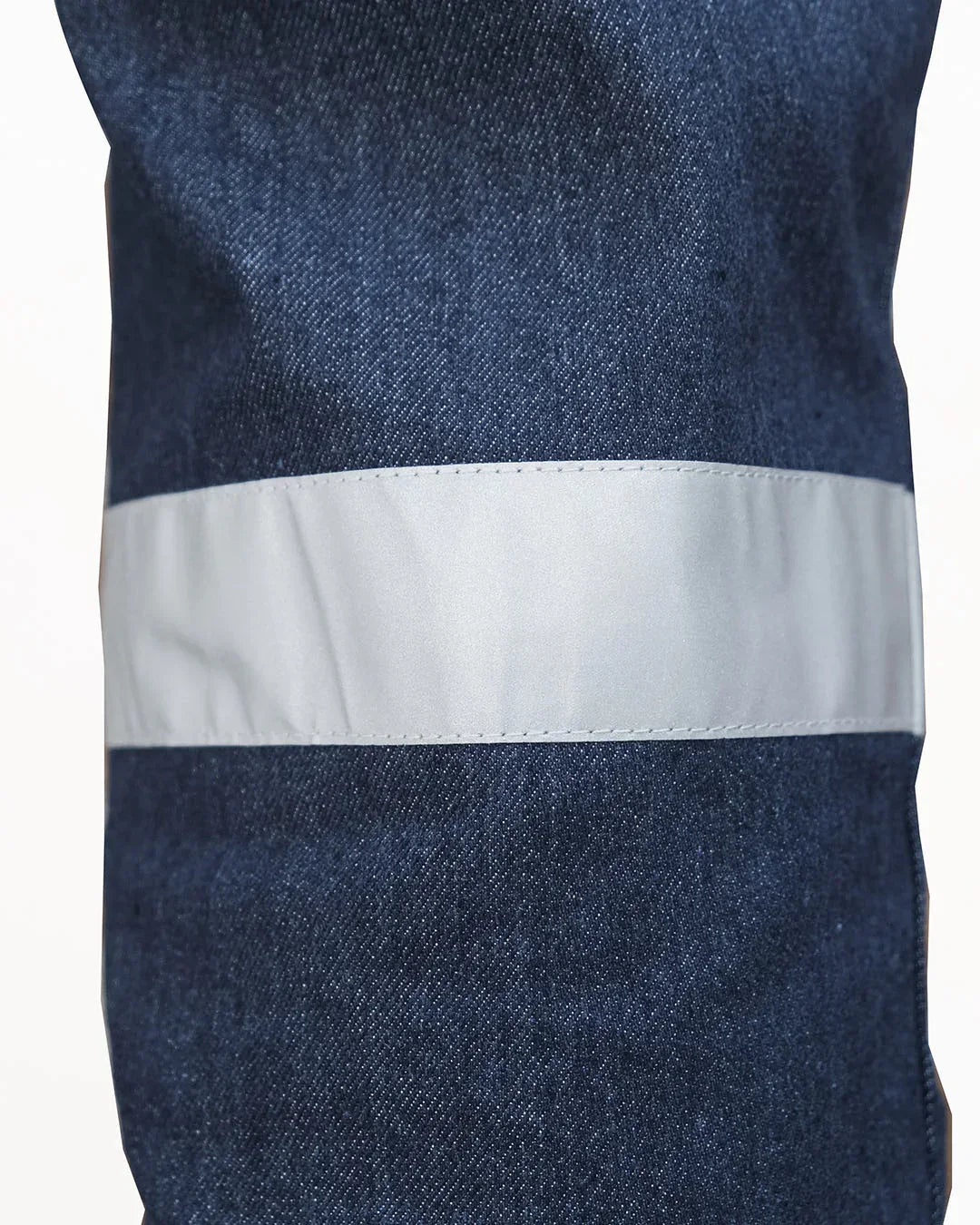 scotchlite reflektif di celana jeans mokoworkwear