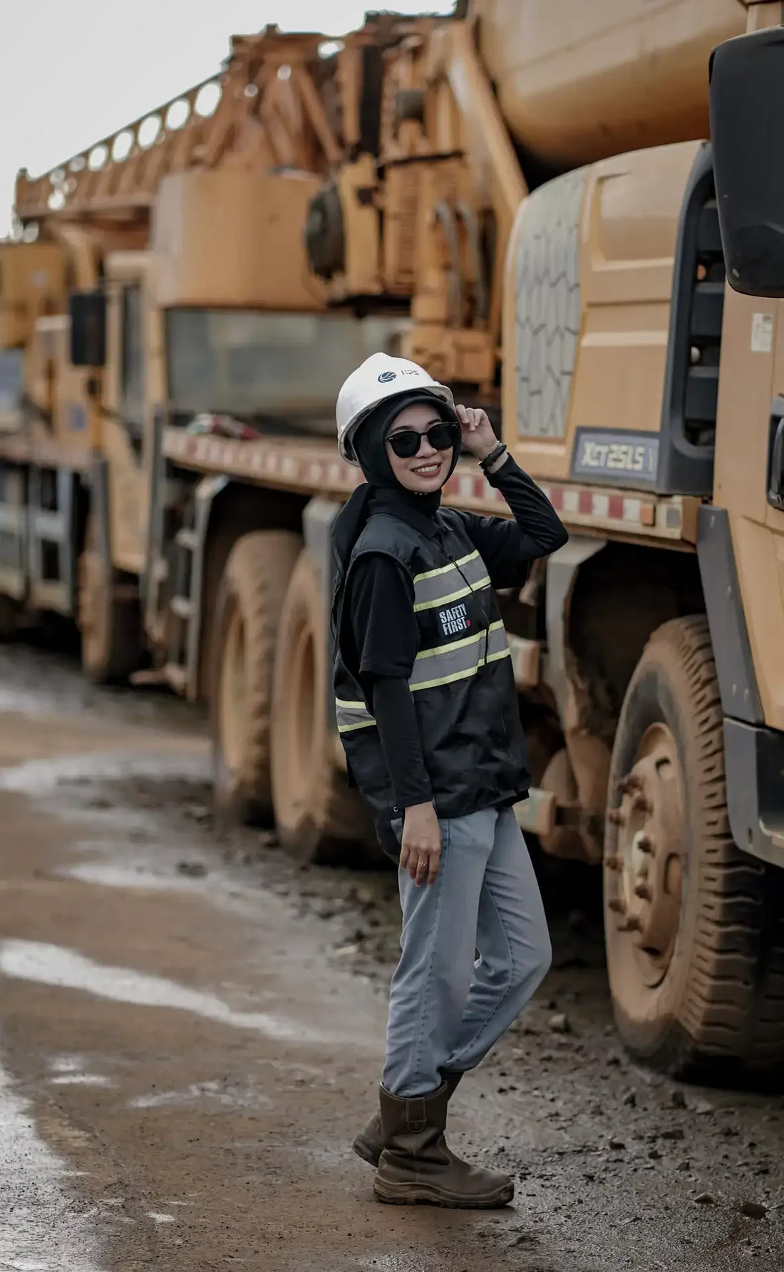 Wearpack Safety Terbaik untuk Industri Konstruksi dan Tambang