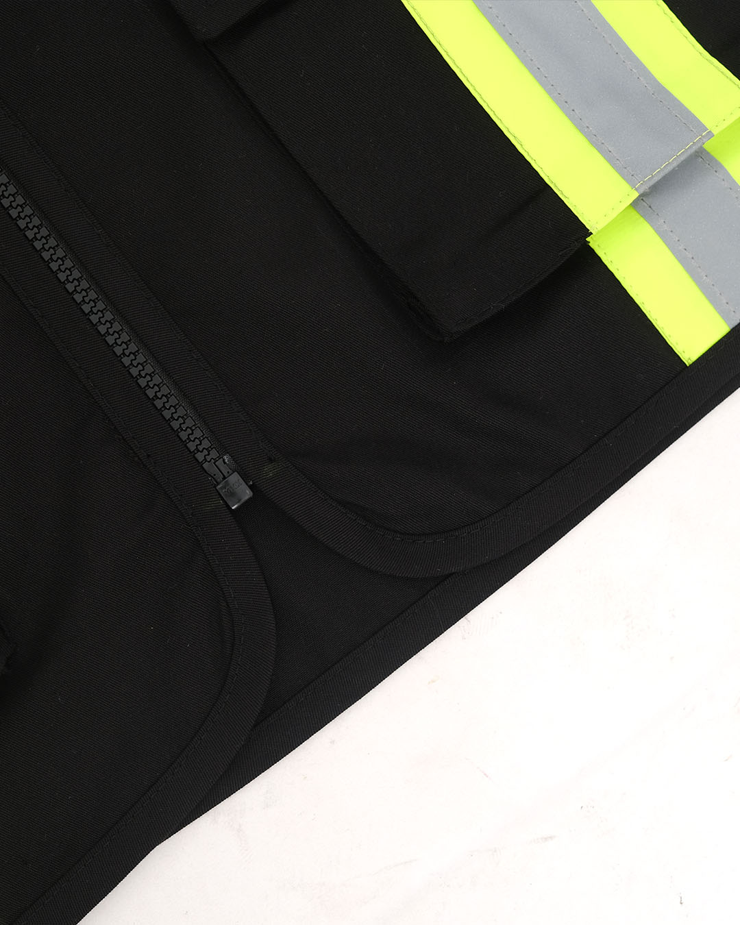 Vest Black List Lime